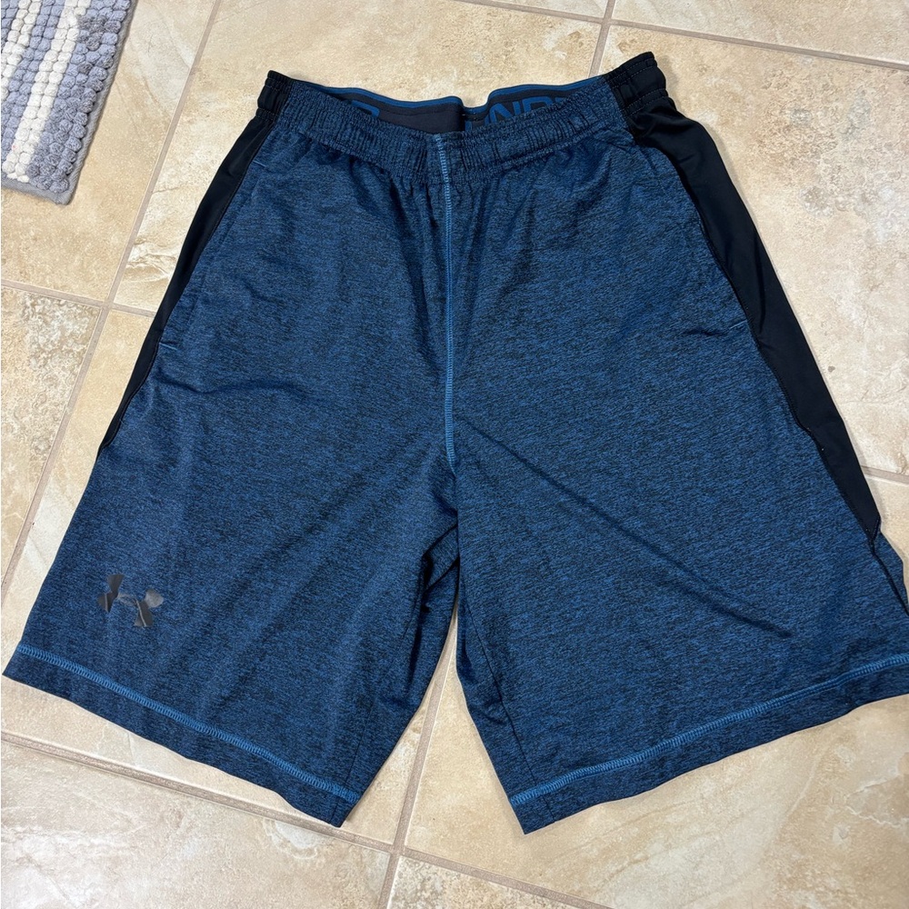 Under Armour Blue and Black Athletic Shorts Moisture-Wicking Design